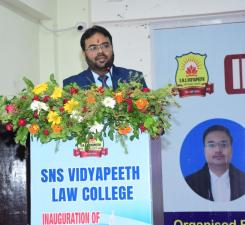 Chief Guest Delivering the Speech